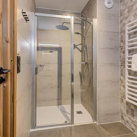 Lägenhet White Pearl A15 - Alpes Travel - - Sleeps 4